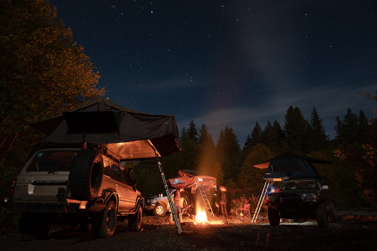 Friends camping under the stars — outdoor lifestyle at Munn Supply Co